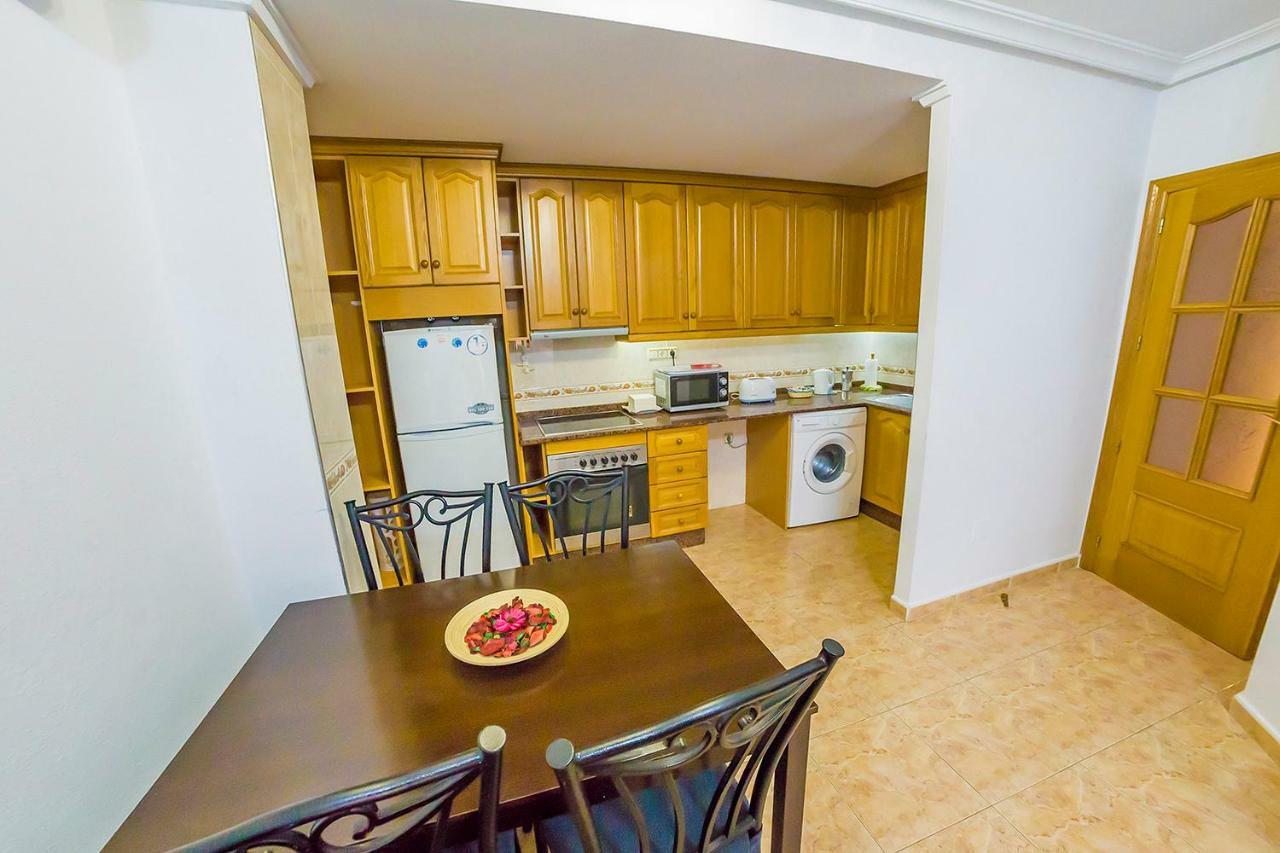 Homely Apartments Noruega Torrevieja Luaran gambar