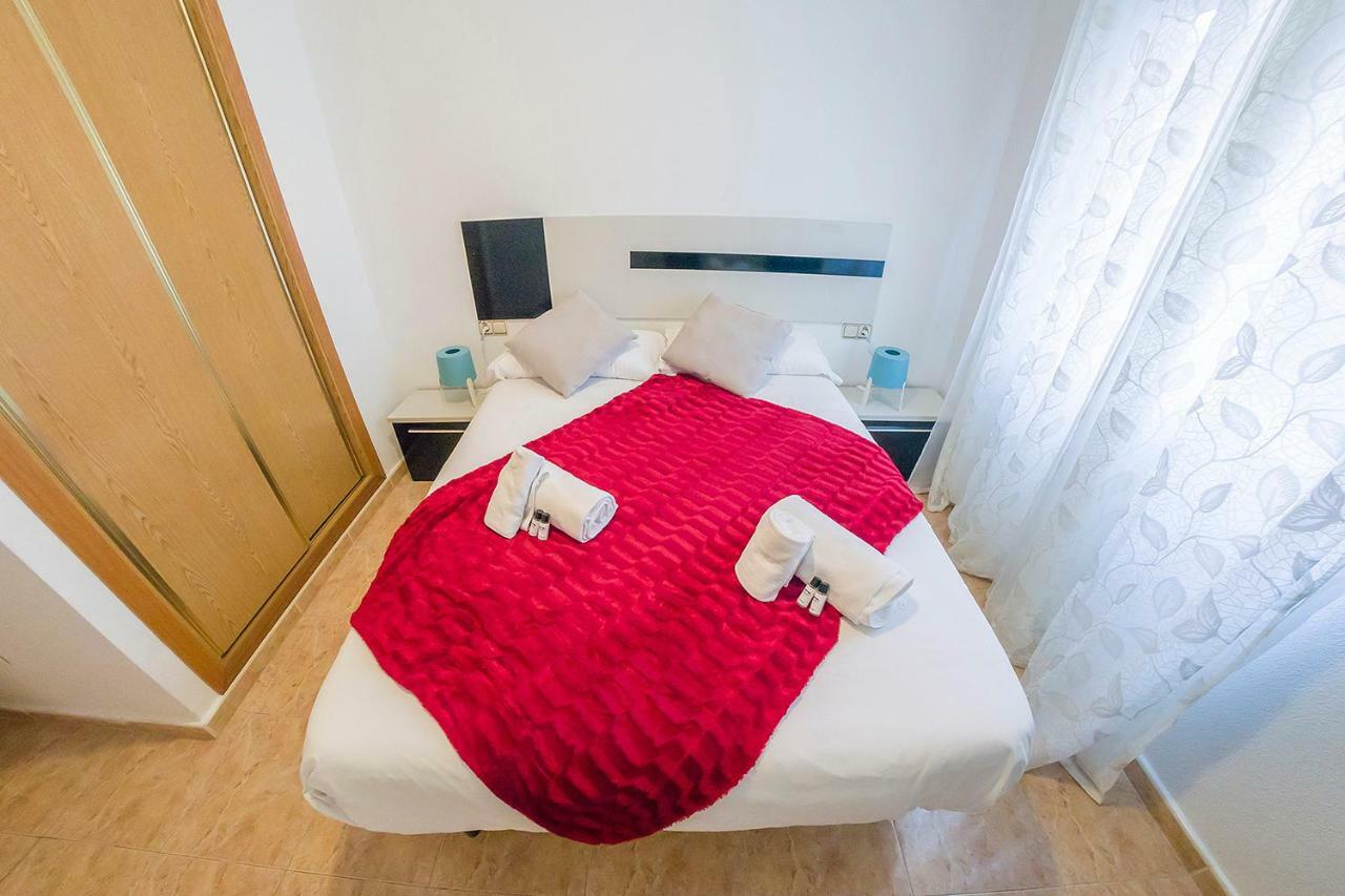 Homely Apartments Noruega Torrevieja Luaran gambar