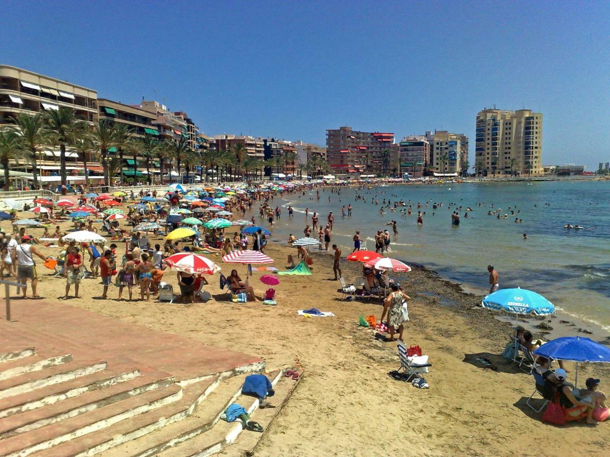 Homely Apartments Noruega Torrevieja Luaran gambar