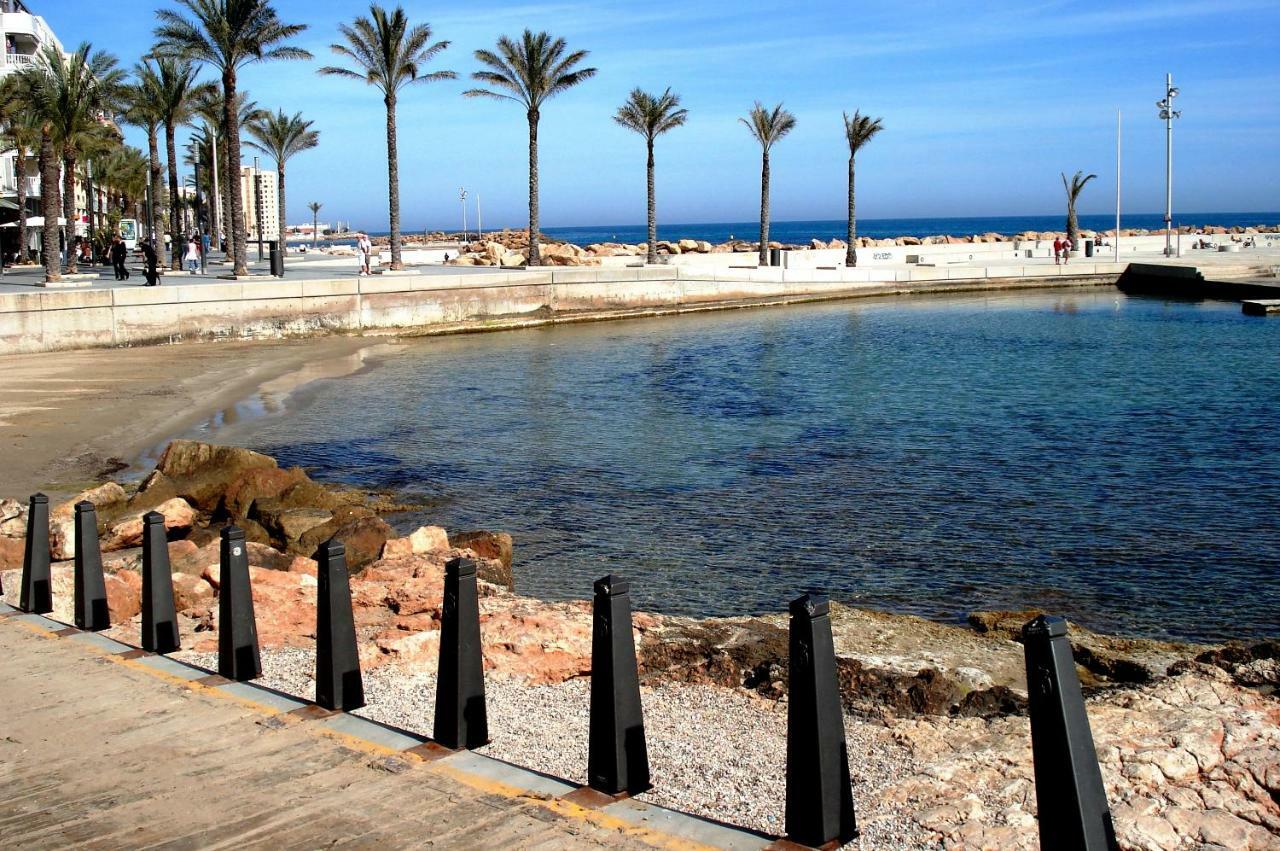 Homely Apartments Noruega Torrevieja Luaran gambar