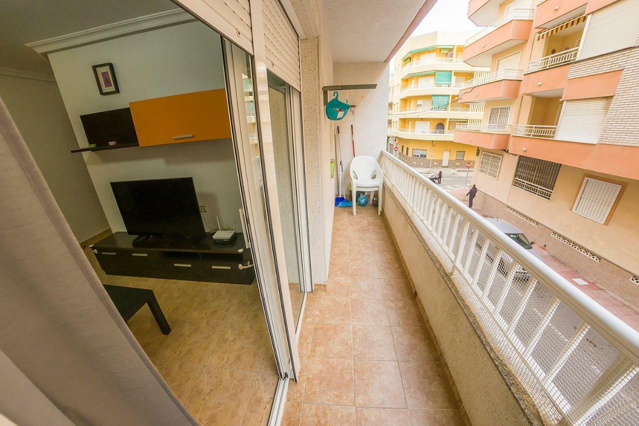 Homely Apartments Noruega Torrevieja Luaran gambar