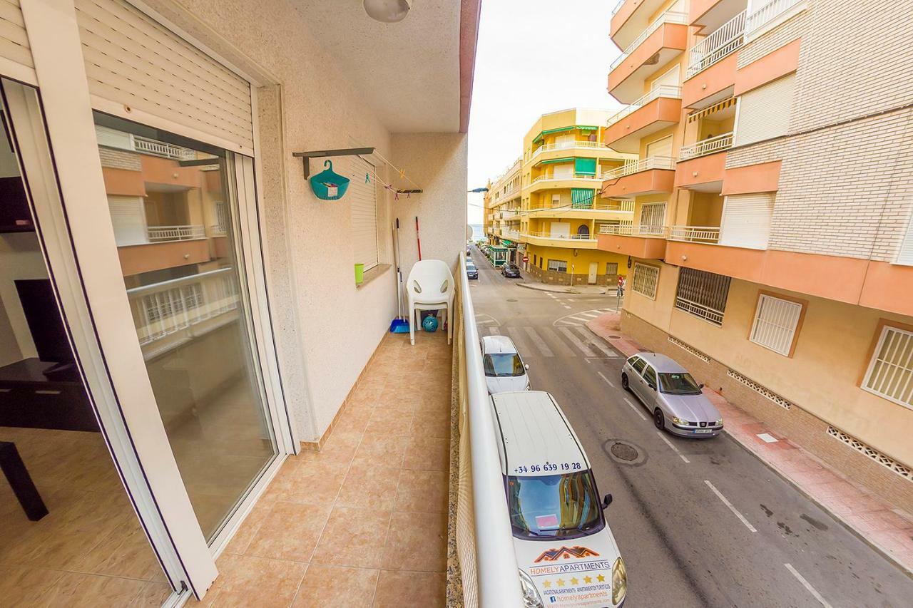 Homely Apartments Noruega Torrevieja Luaran gambar